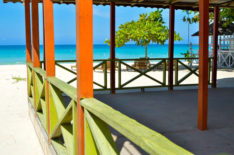 Hidden Paradise Resort Hotel Негрил Экстерьер фото