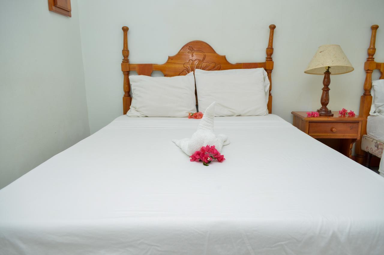 Hidden Paradise Resort Hotel Негрил Экстерьер фото