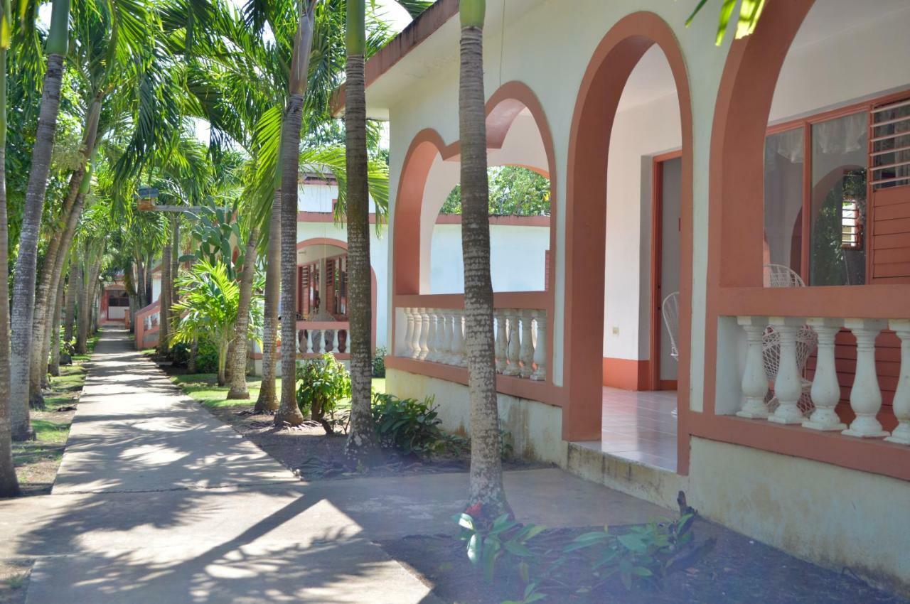 Hidden Paradise Resort Hotel Негрил Экстерьер фото